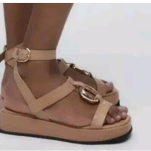 New! Zara Sz 9, beige flatform leather golden metal ankle strap sandals. - Picture 11 of 13